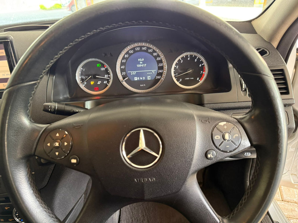 2010 MERCEDES BENZ C200 CGI