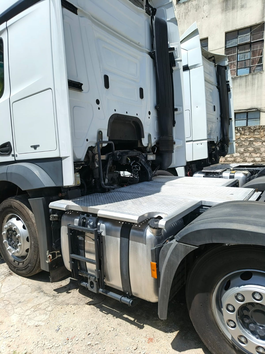 𝟐𝟎𝟏𝟖 𝐌𝐞𝐫𝐜𝐞𝐝𝐞𝐬‑𝐁𝐞𝐧𝐳 𝐀𝐜𝐭𝐫𝐨𝐬 𝟐𝟓𝟒𝟑 𝟔×𝟐 𝐌𝐏𝟒