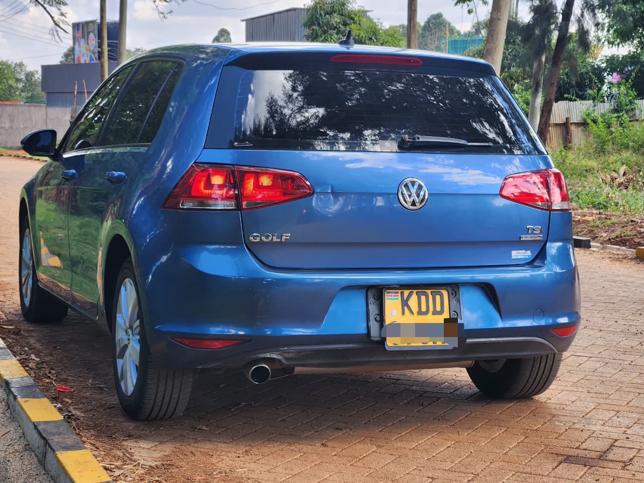 2014 VOLKSWAGEN GOLF TSI