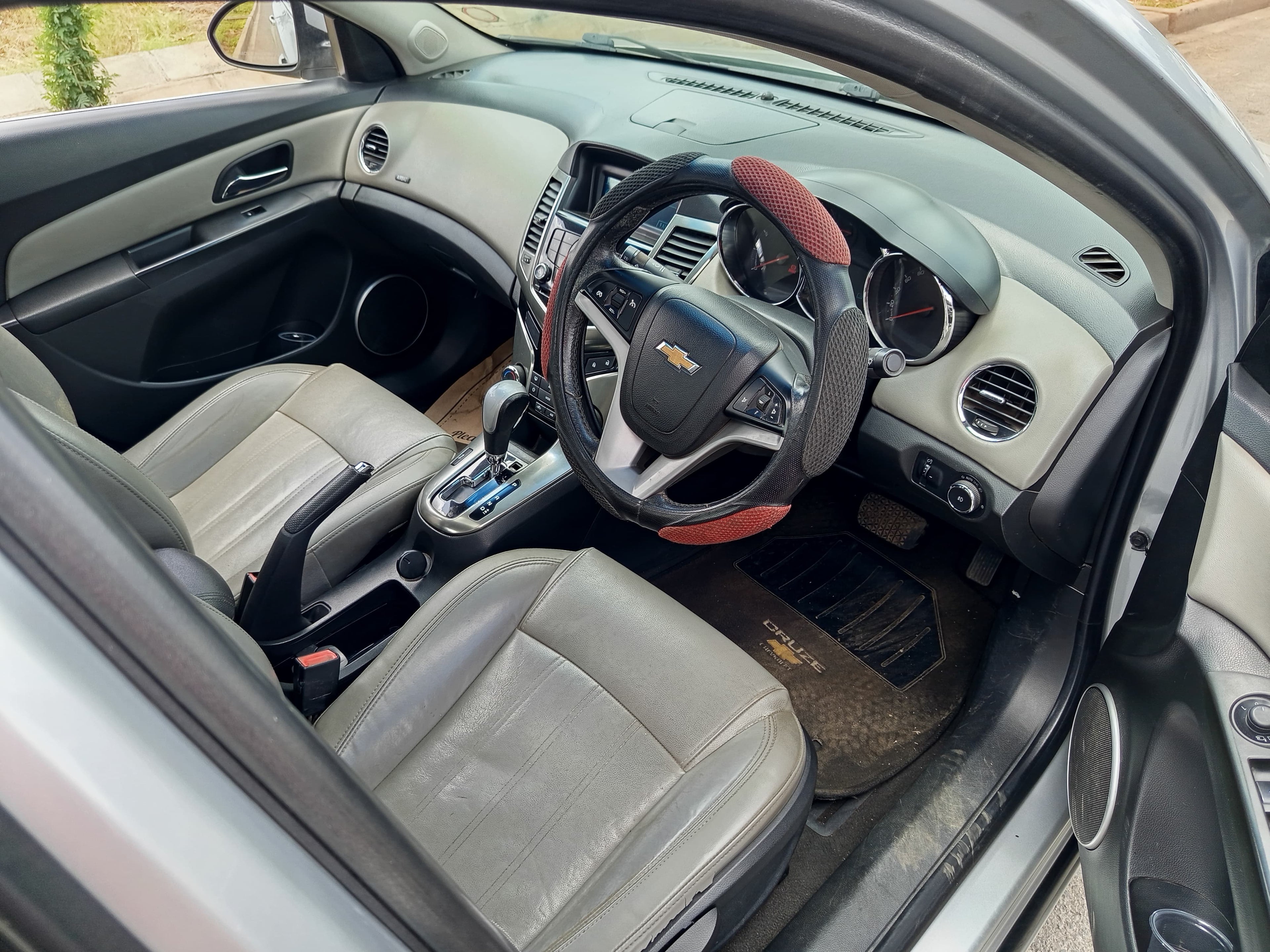 Chevrolet cruze LT 2014