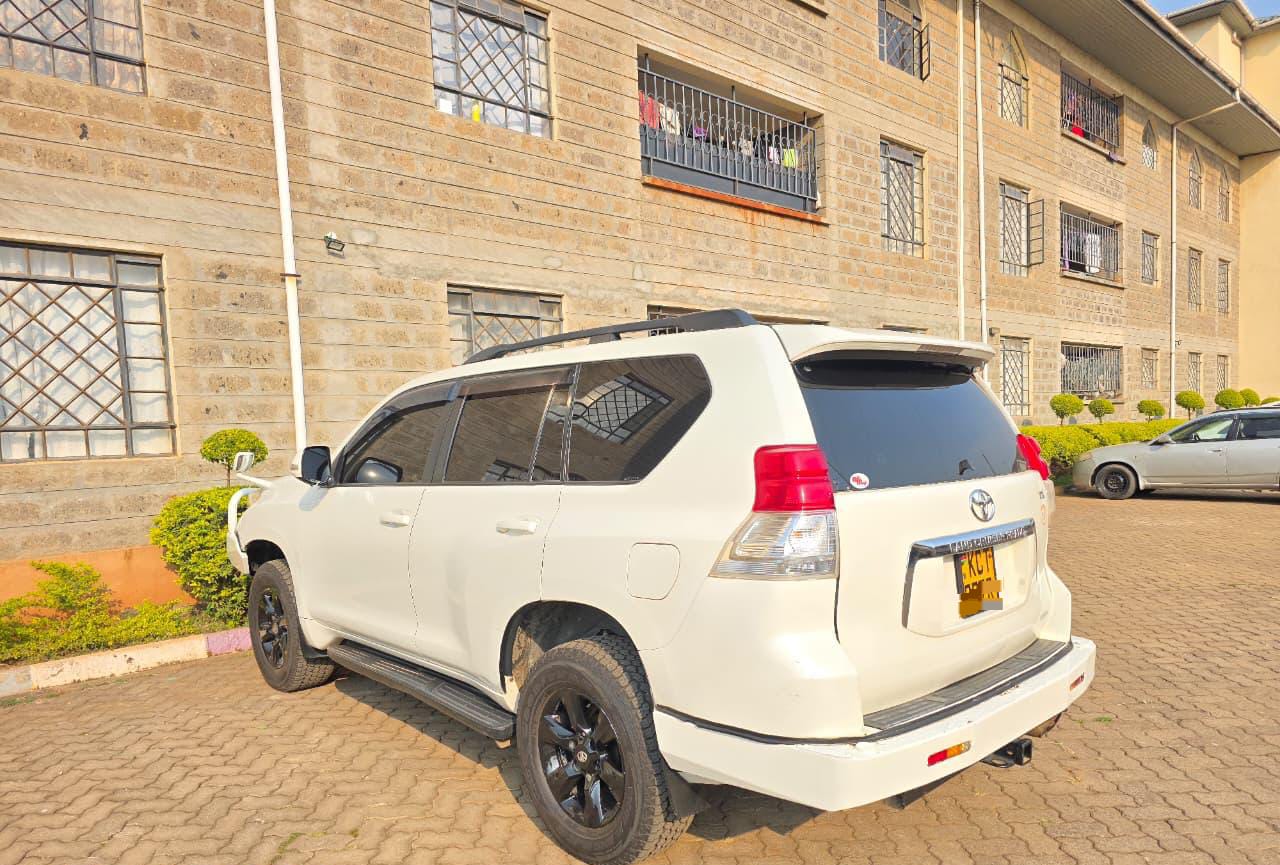 2011 Toyota Land Cruiser Prado J150