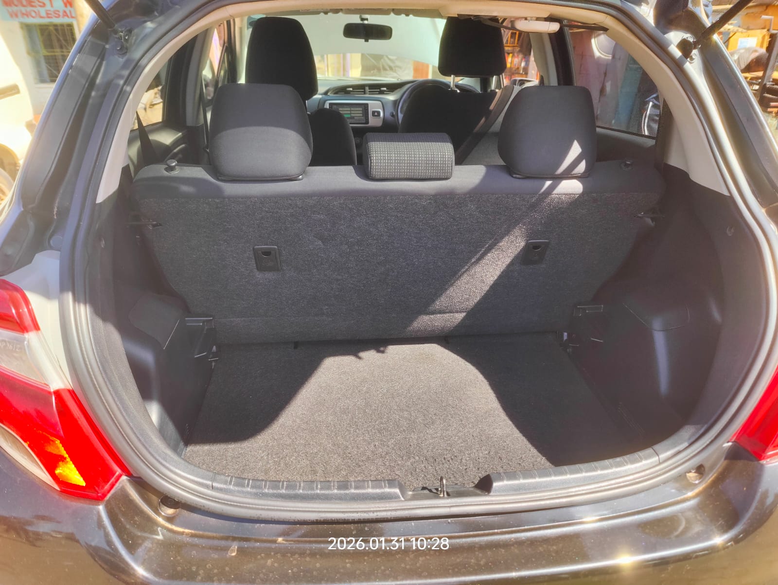Toyota vitz 2017