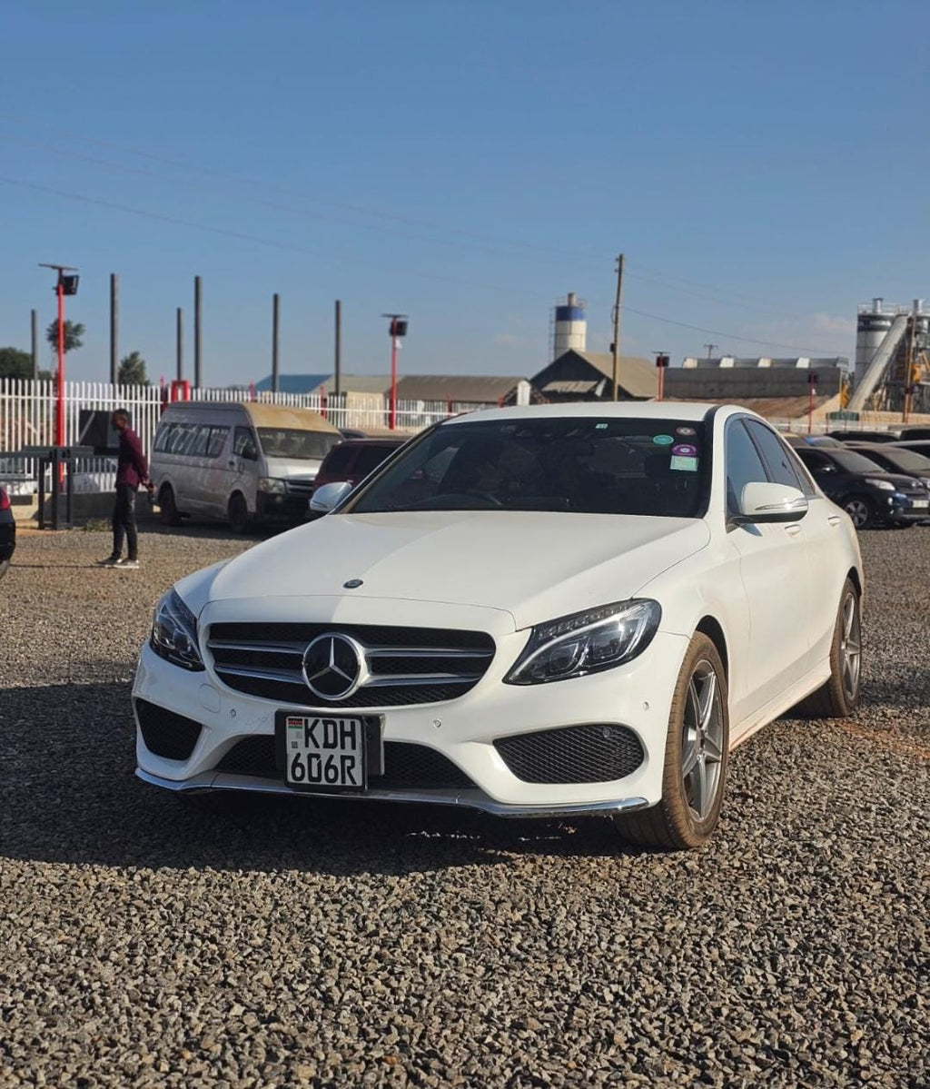 Mercedes-Benz C200