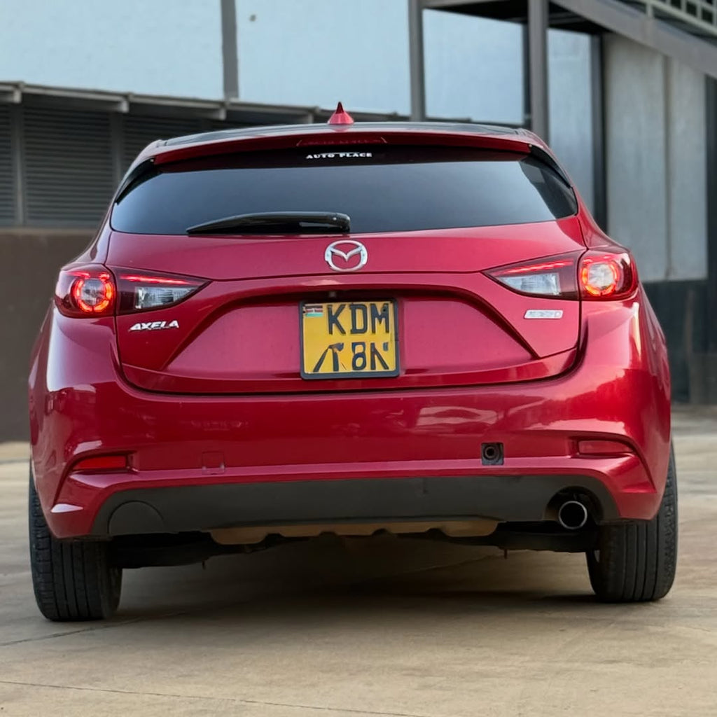 2016 Mazda Axela