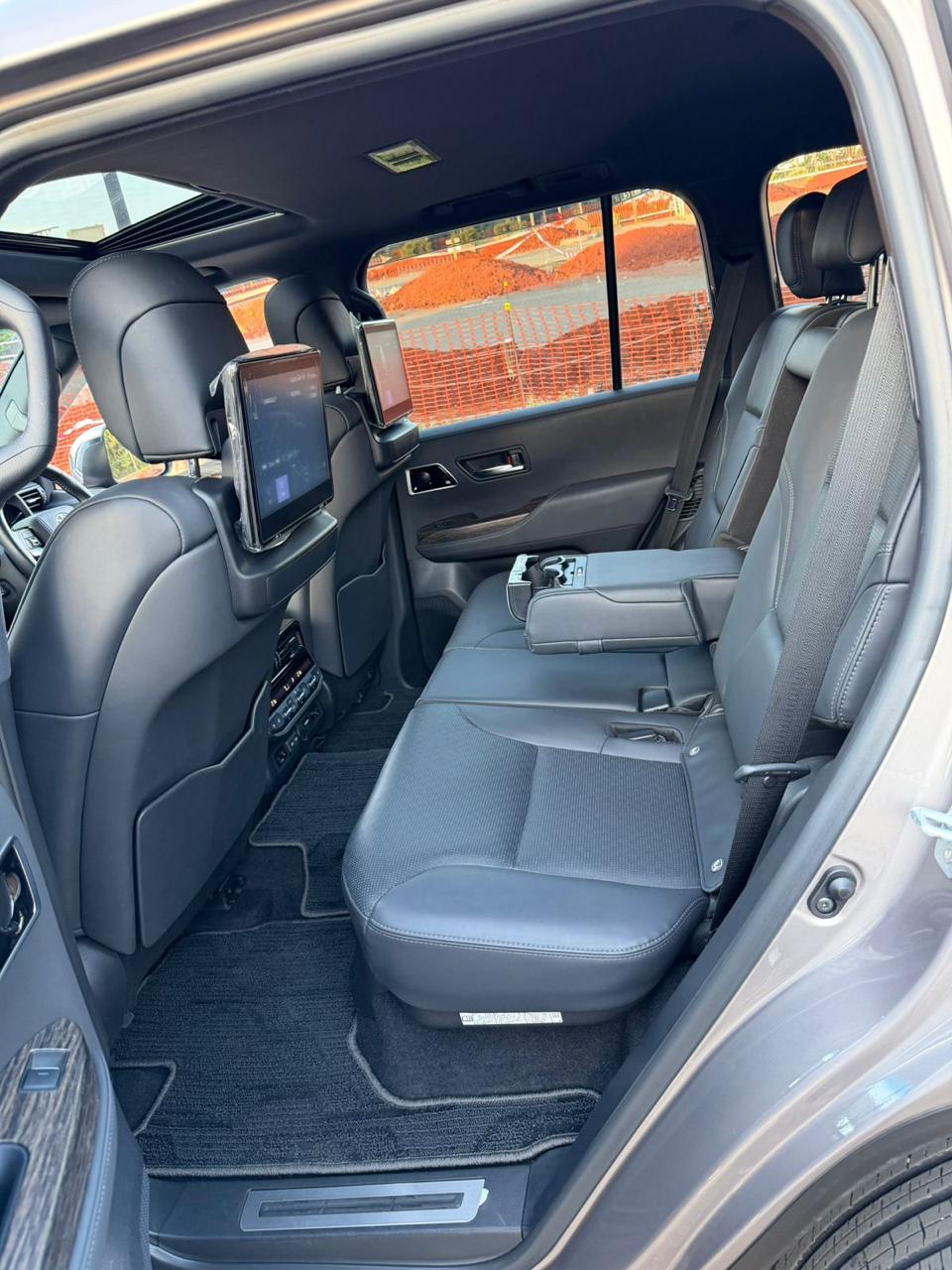 𝟐𝟎𝟐2 𝗧𝗢𝗬𝗢𝗧𝗔 𝗟𝗔𝗡𝗗 𝗖𝗥𝗨𝗜𝗦𝗘𝗥 𝟯𝟬𝟬 𝗦𝗘𝗥𝗜𝗘𝗦-𝗭𝗫 BRONZ