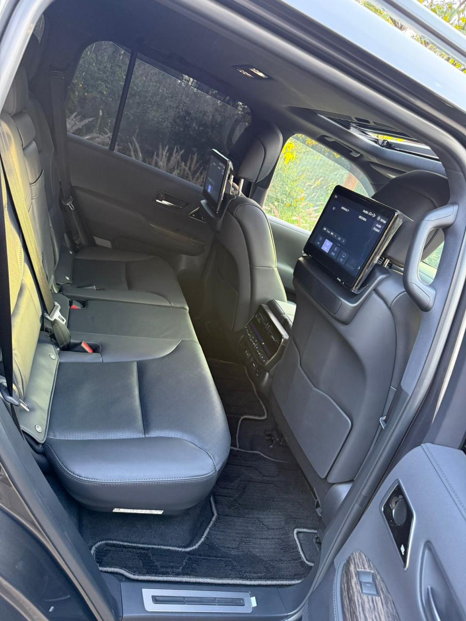 2023 Toyota Land Cruiser 300 series-ZX