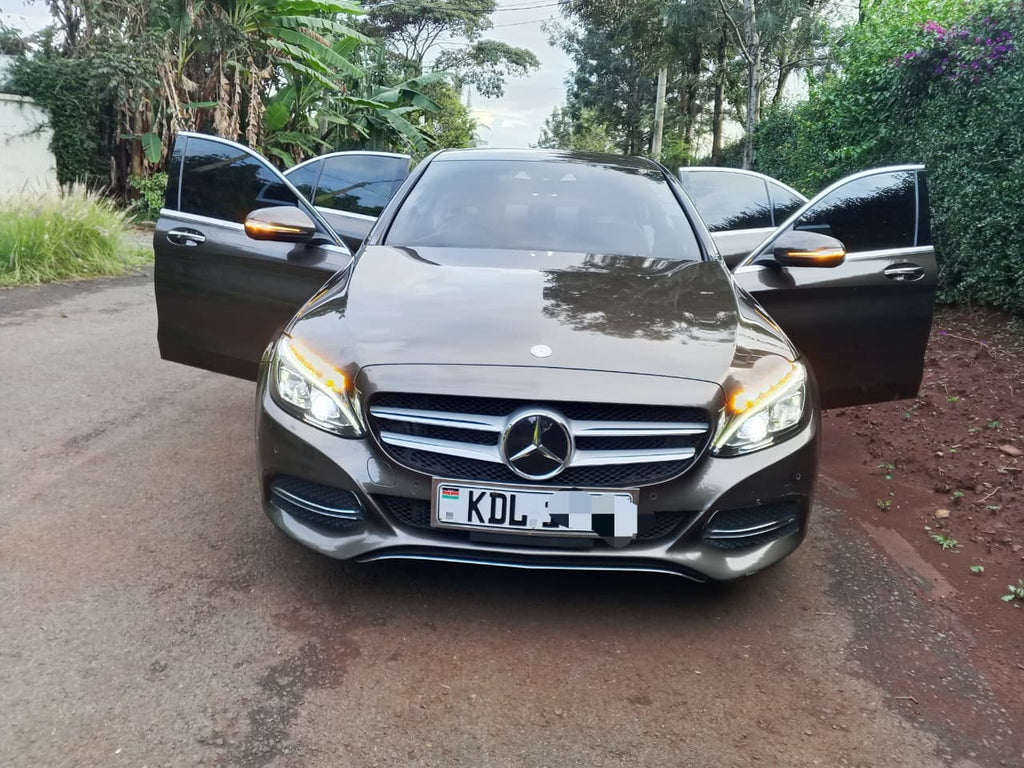 2016 MERCEDES BENZ C200