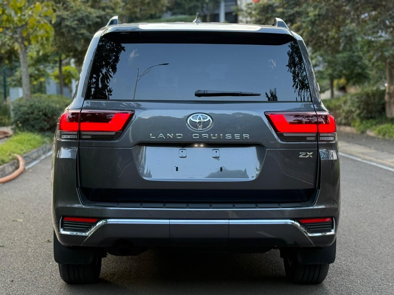 2023 Toyota Land Cruiser 300 series-ZX