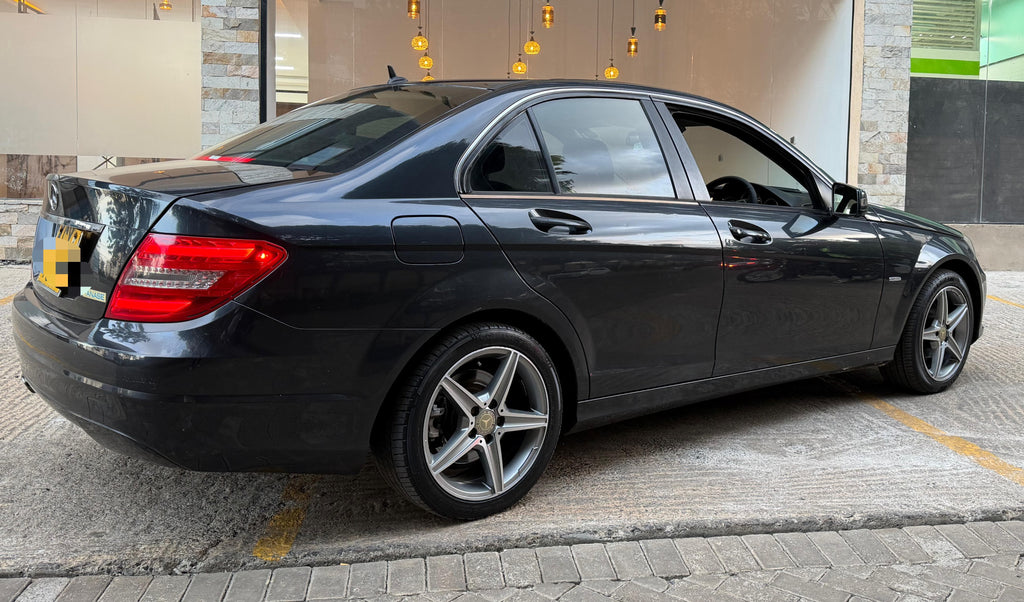 2011 MERCEDES BENZ C200 CGI