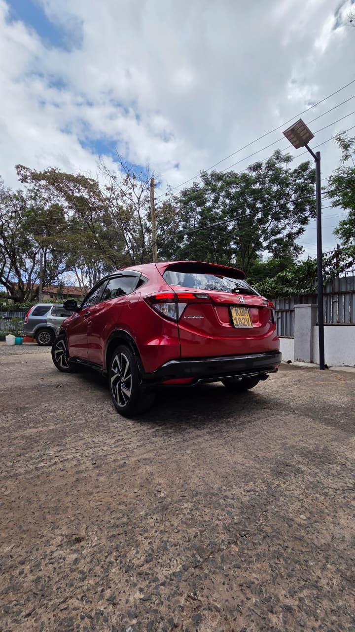 Honda Vezel Hybrid RS 2016