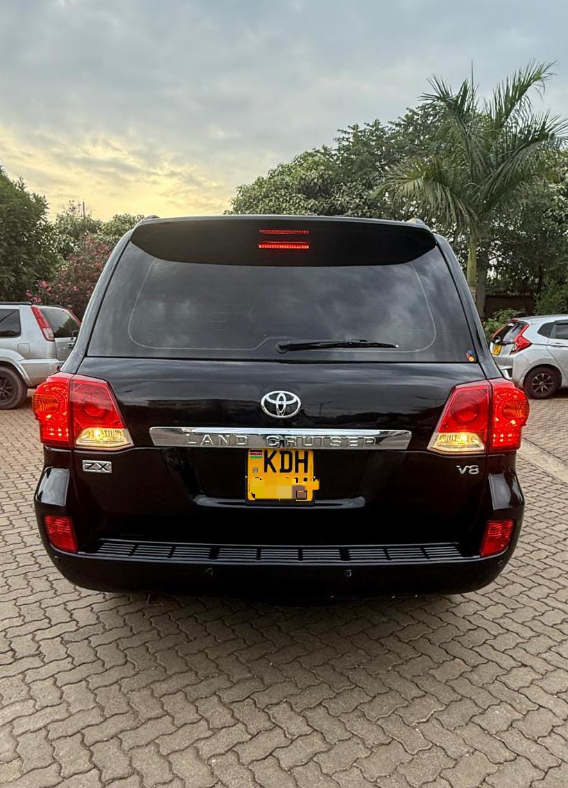 Landcruiser V8 zx