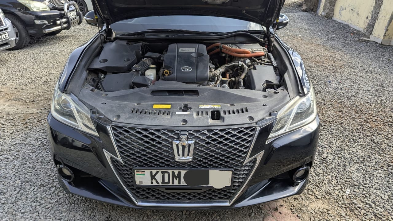 2016 TOYOTA CROWN ATHLETE