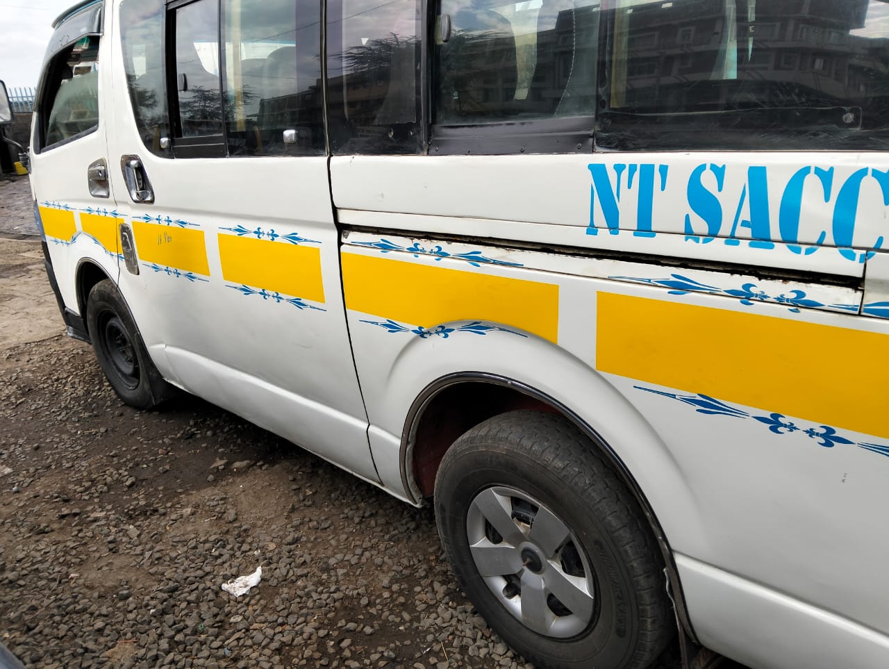 Toyota Hiace 7L