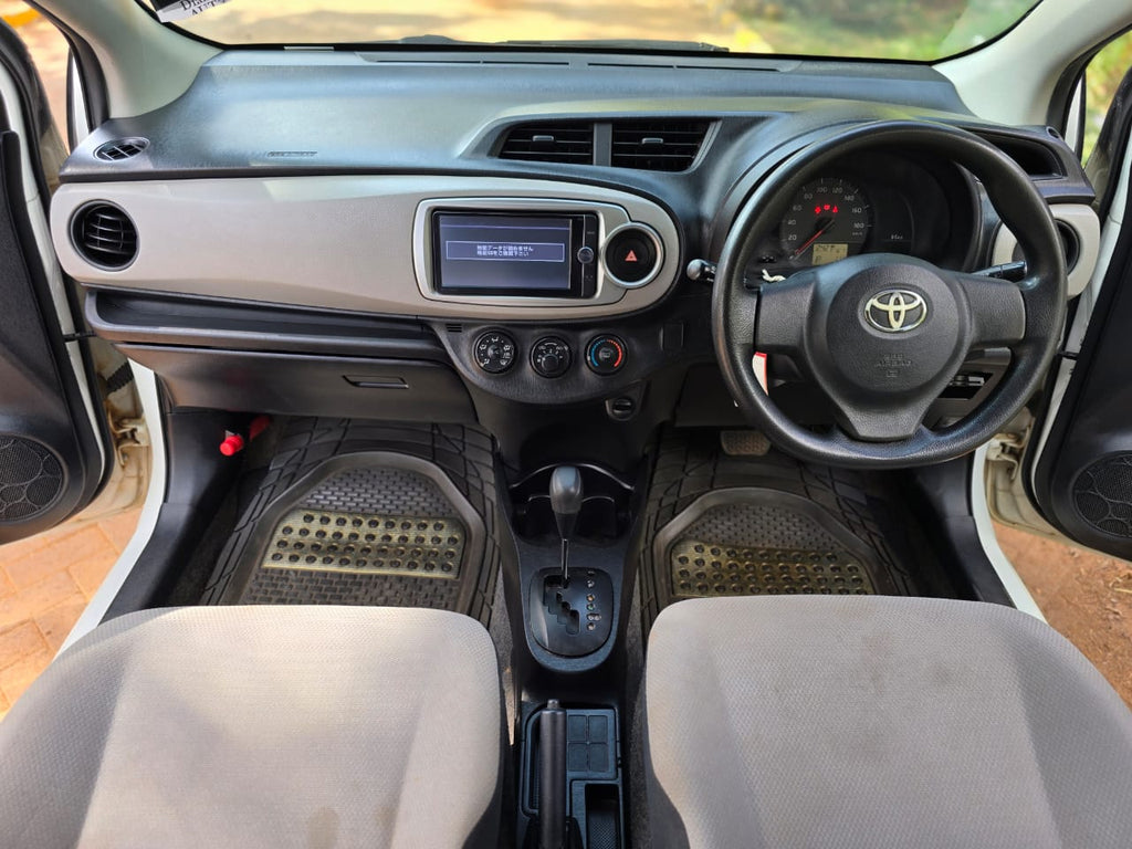 2012 TOYOTA VITZ