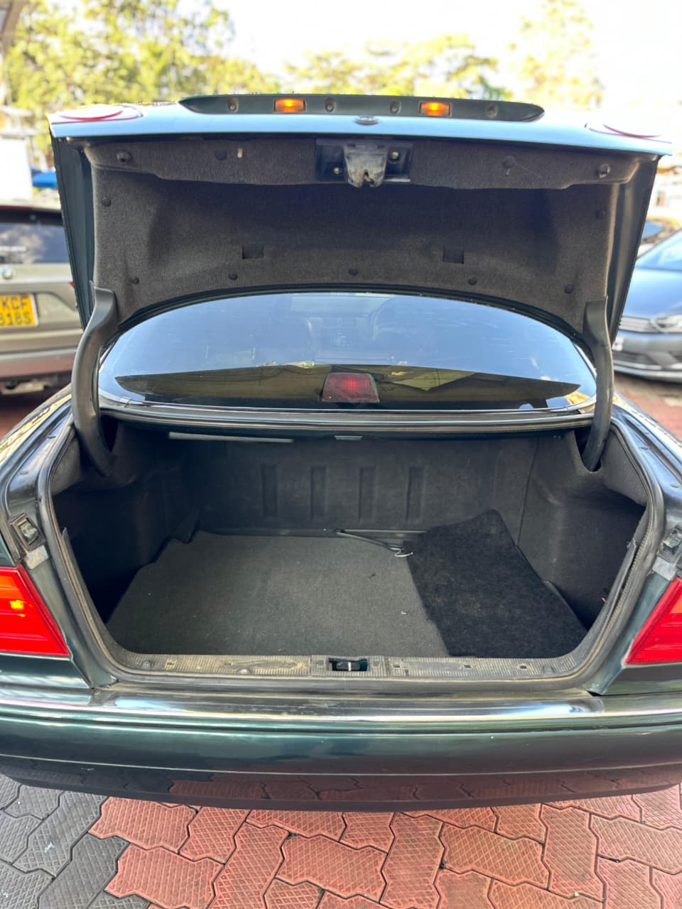 2002 Mercedes Benz E280 W210