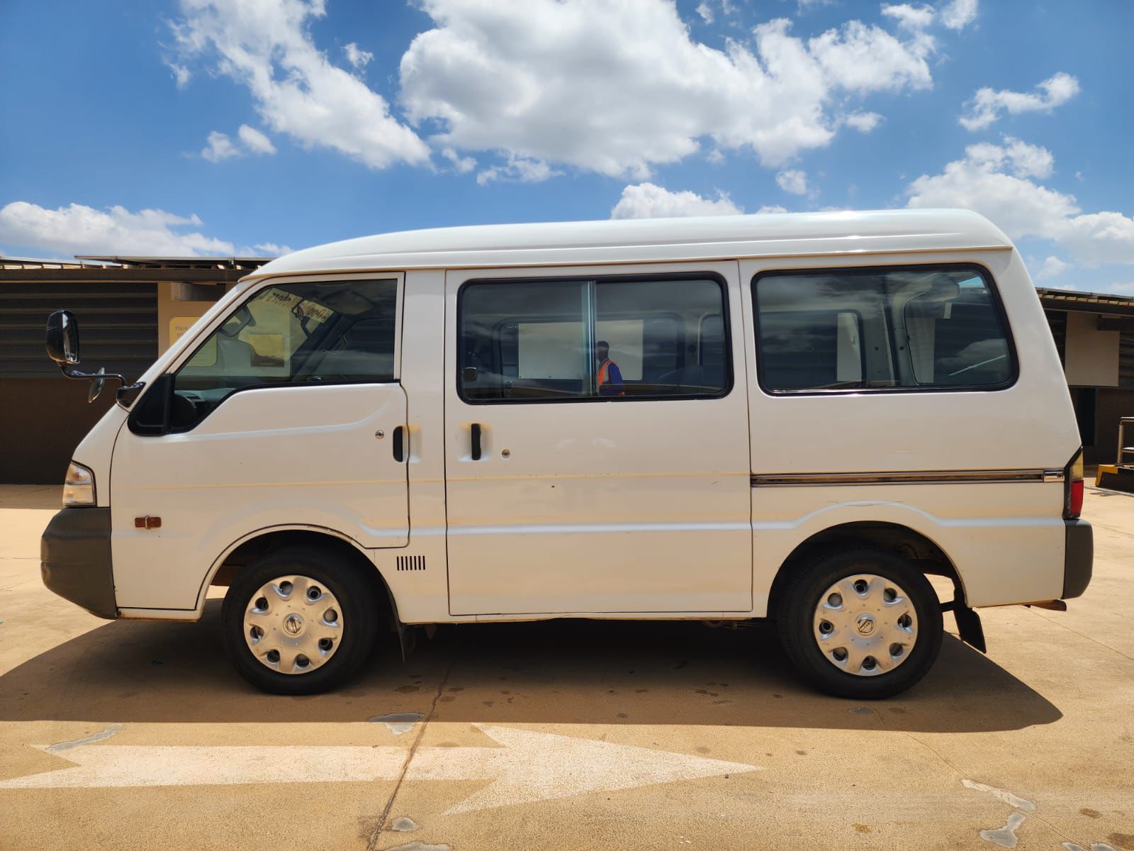 2008 NISSAN VANNET