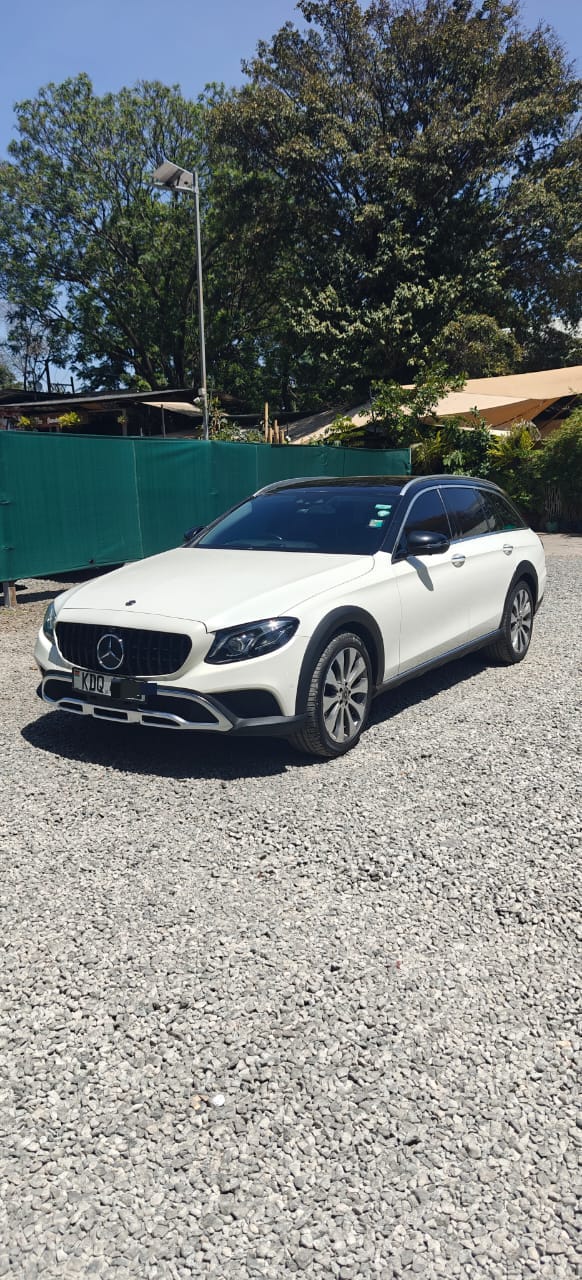 Mercedes-Benz E-Class All-Terrain 220d