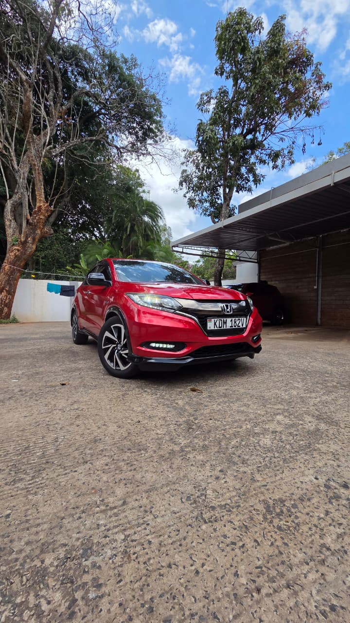 Honda Vezel Hybrid RS 2016