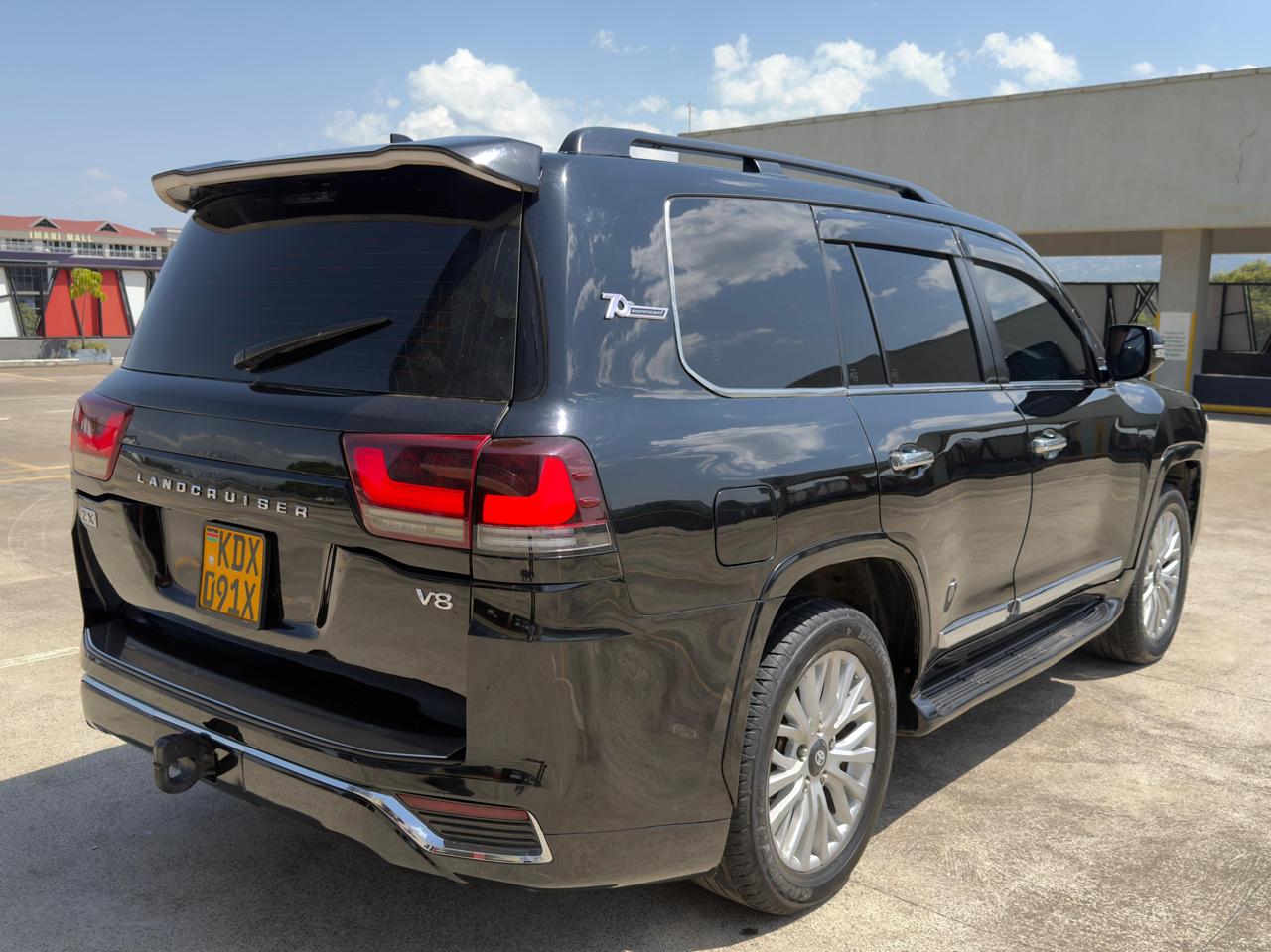 2017 TOYOTA LAND CRUISER URJ202 LC200 SERIES ZX V8