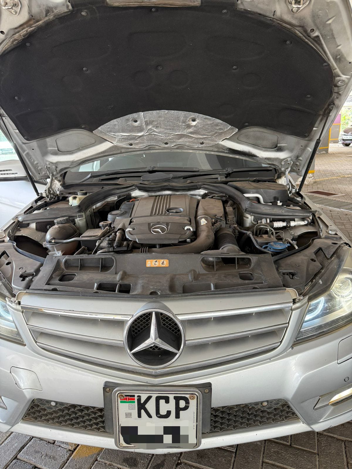 2010 MERCEDES BENZ C200 CGI
