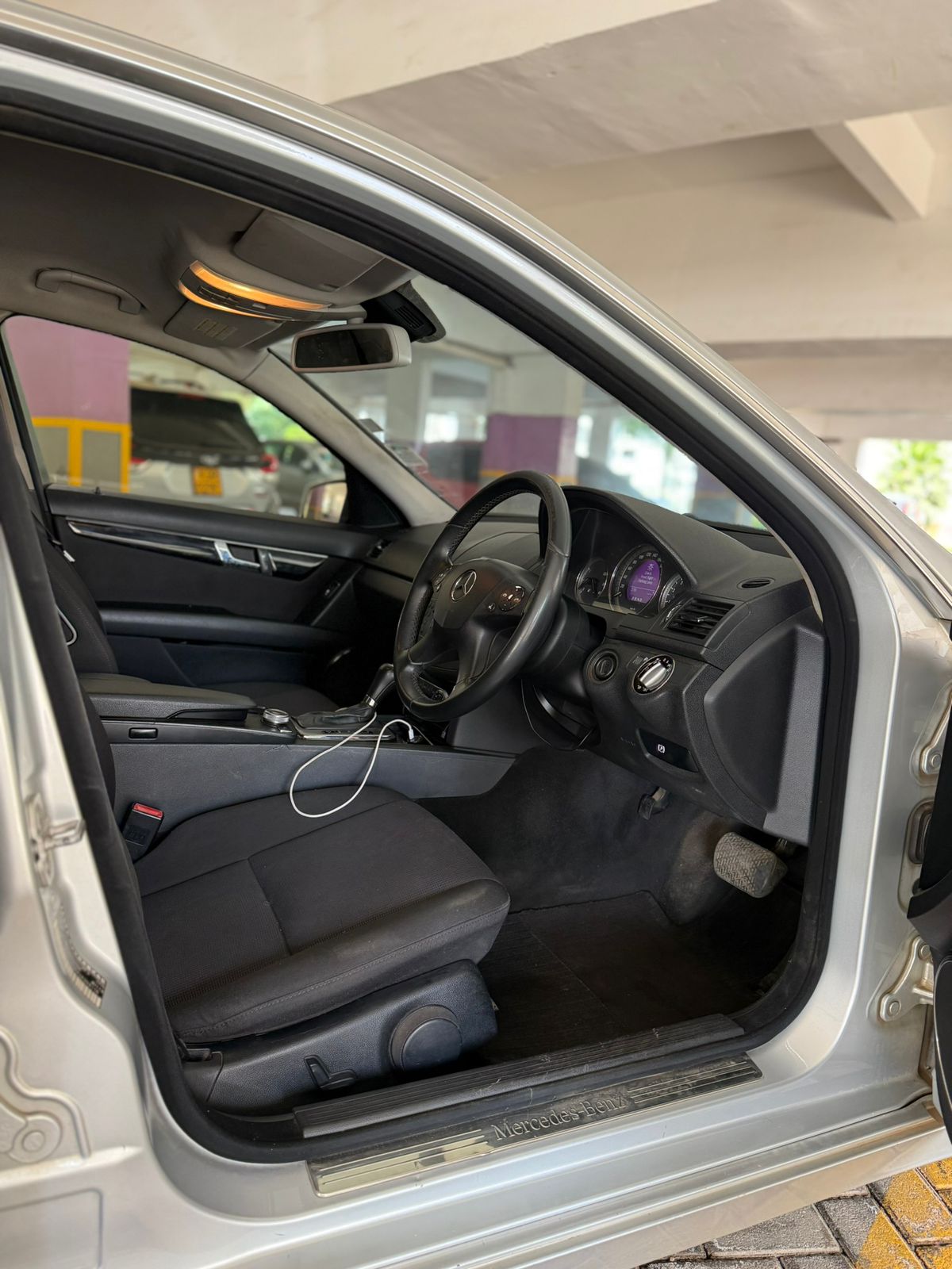 2010 MERCEDES BENZ C200 CGI