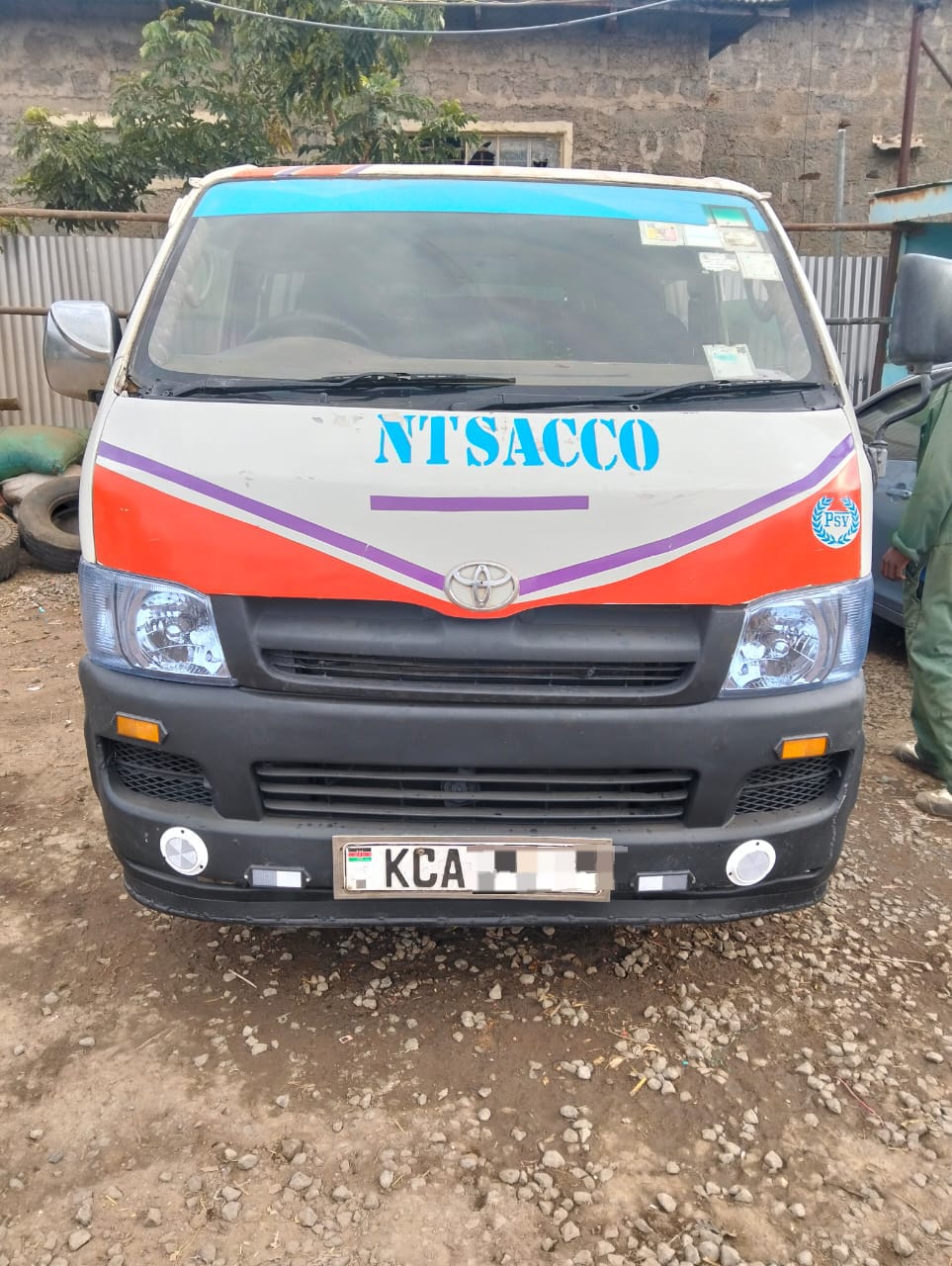 Toyota Hiace 7L