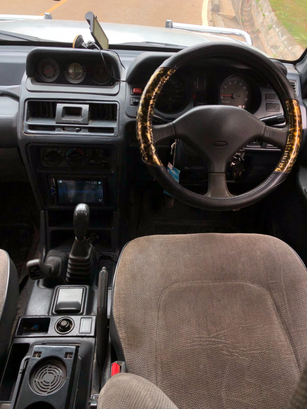 Mitsubishi PAJERO