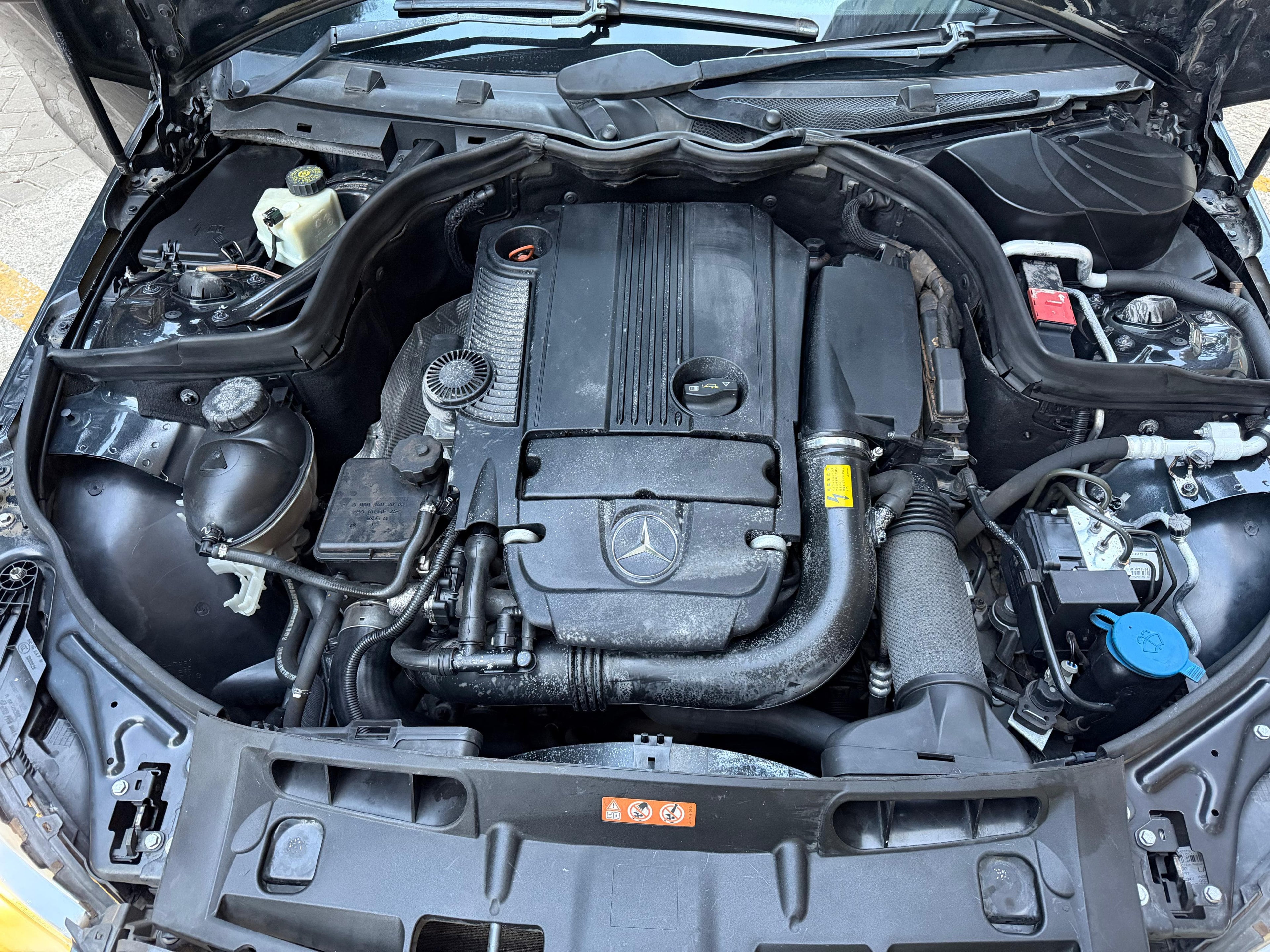 2011 MERCEDES BENZ C200 CGI